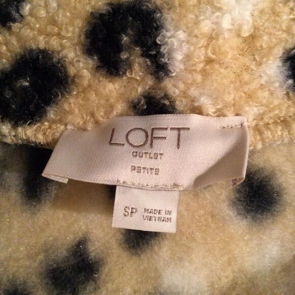 Loft Outlet Cozy Up Sherpa Quarter Button Jacket Cheetah Small Petite - Picture 4 of 5